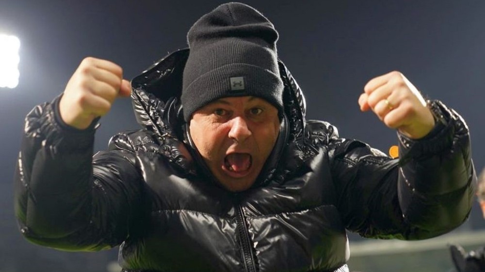 ”Dacă mama sau tata ar juca în echipa adversă, aș vrea să-i omor!”. Celebrul antrenor român care a făcut această declarație scandaloasă!