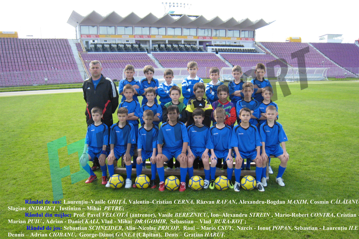 Haruț, la un pas de moarte! ”A căzut inert pe teren și și-a dat ochii peste cap!” Dezvăluiri tulburătoare ale primului său antrenor! Ce mare fotbalist i-a salvat viața