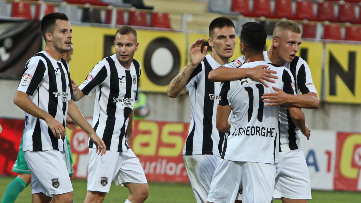 Astralii au câștigat ușor duelul cu Dinamo