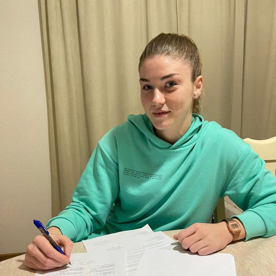 CSM București, două transferuri într-o zi