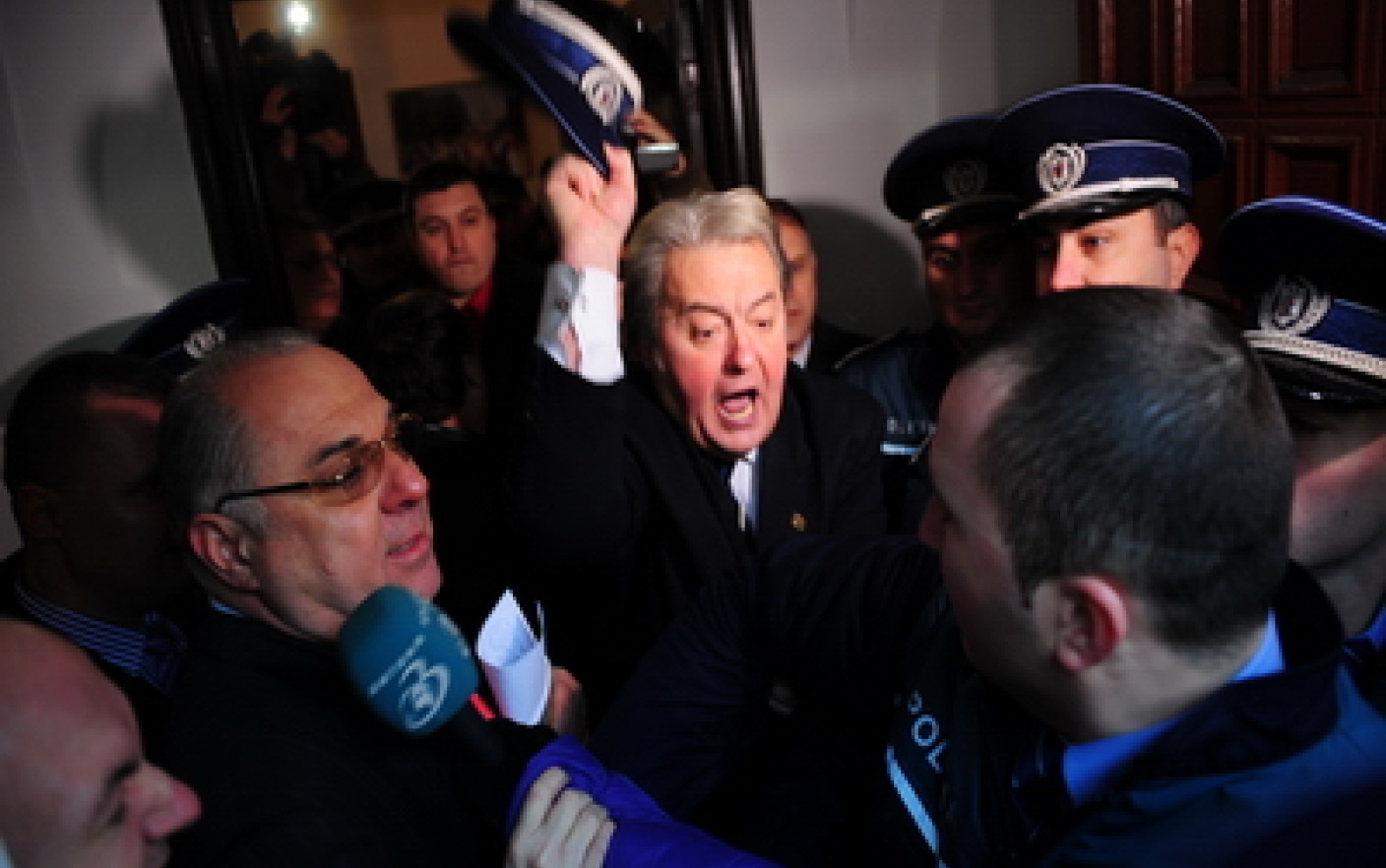 CV Tudor, unul dintre cei mai vocali politicieni români