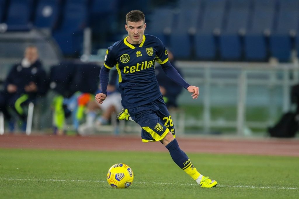 Antrenorul Parmei, fortat sa il bage pe Mihaila din primul minut