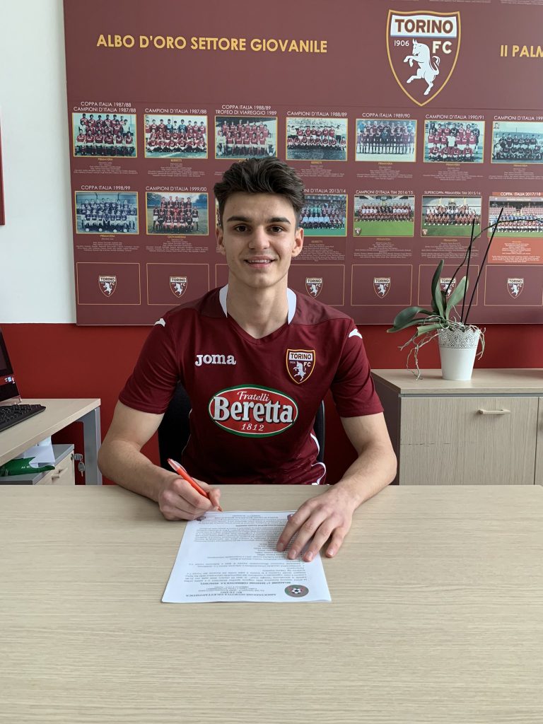 Ce jucător a pierdut Hagi! Fotbalistul a semnat cu italienii de la Torino după ce a impresionat în Olanda