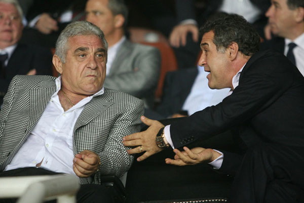 Giovanni și Gigi Becali au îngropat ”securea războiului”