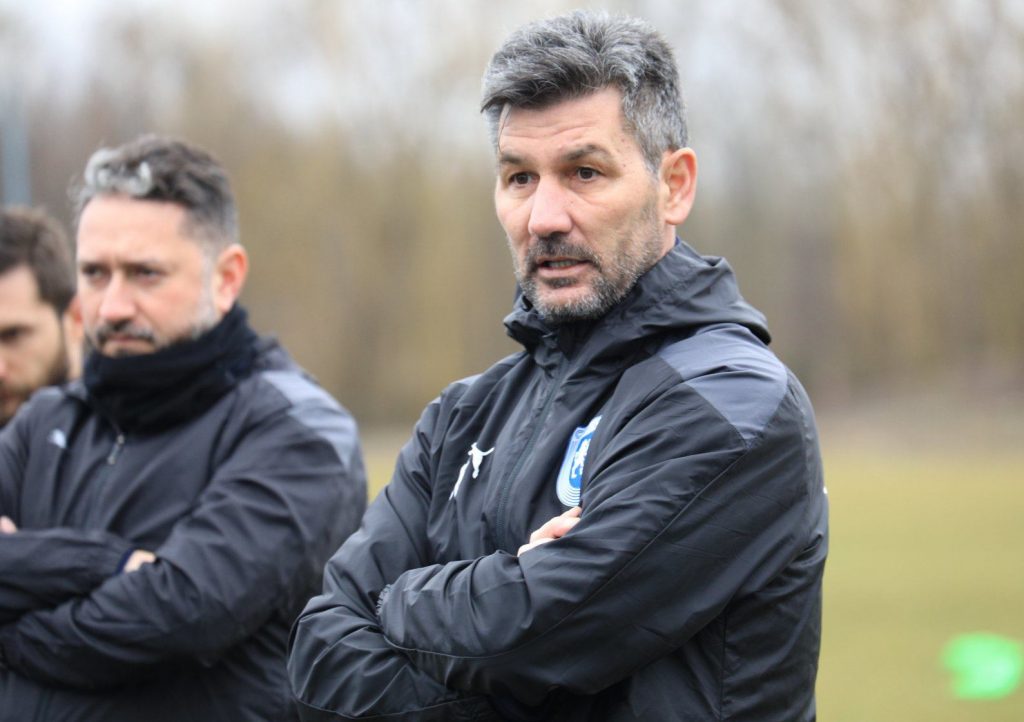 Ouzounidis a inceput munca la Craiova