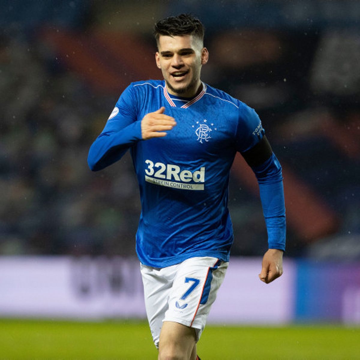 7 goluri și 11 pase decisive a reușit Ianis Hagi în acest sezon la Glasgow Rangers.