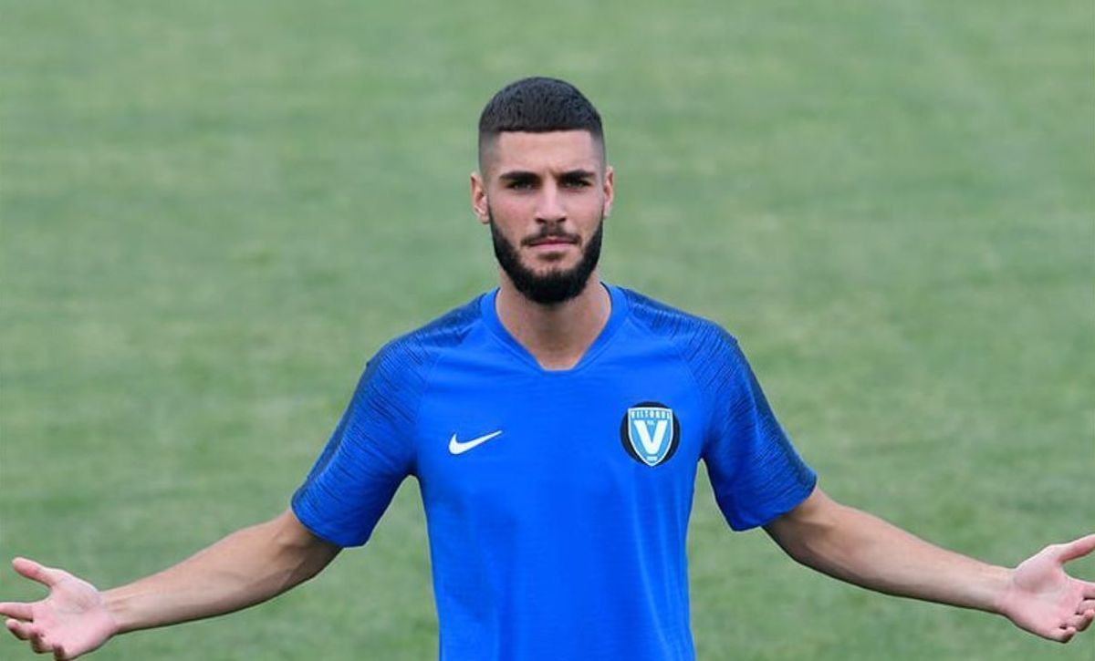 Radu Boboc e al doilea cel mai bine cotat fotbalist al Viitorului. La 1.2 milioane de euro este evaluat, fiind depășit doar de Virgil Ghiță