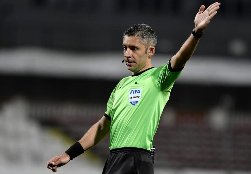 Andrei Cristea i-a adresat jigniri arbitrului Radu Petrescu după ce acesta a decis eliminarea tehnicianului