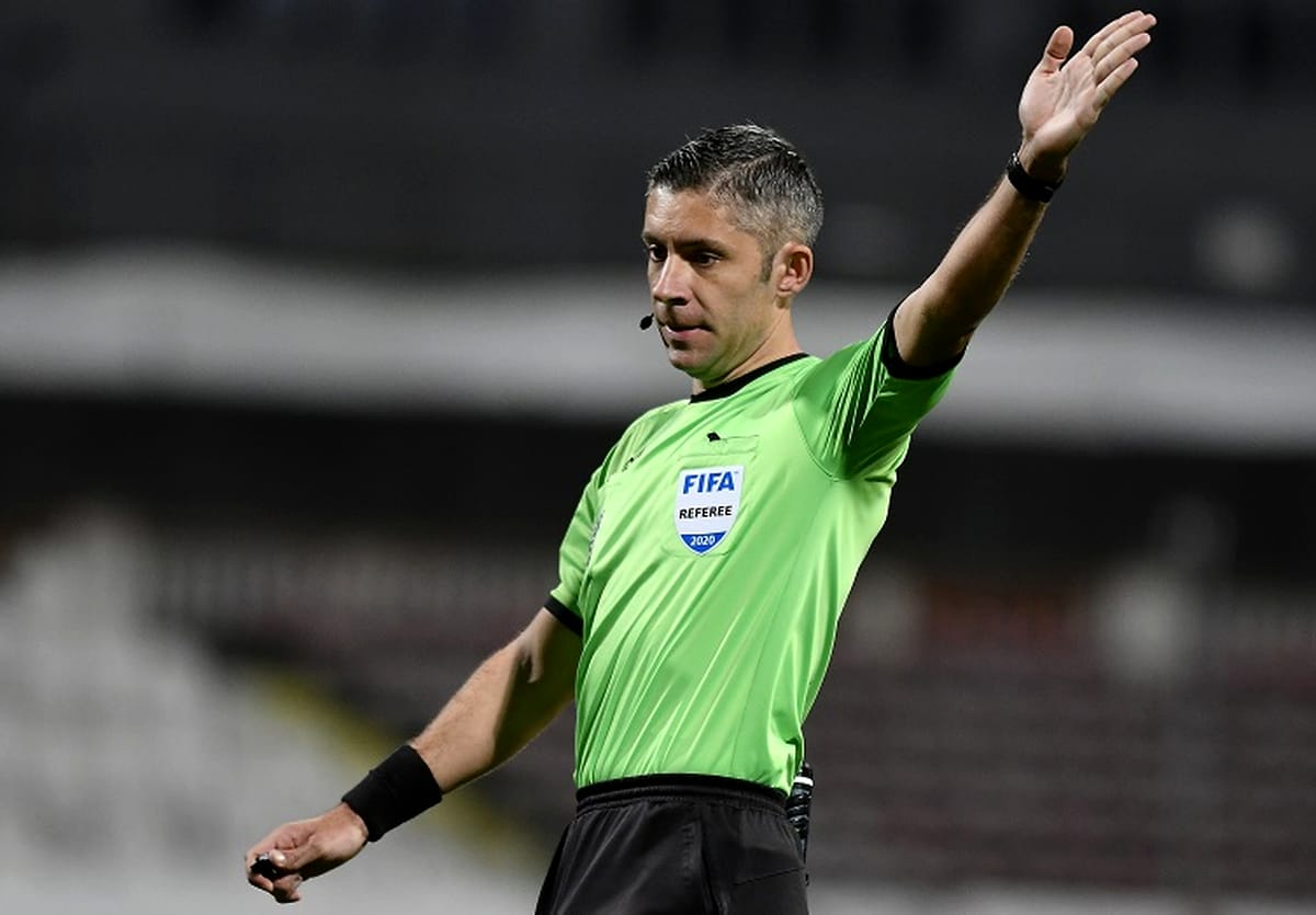 Andrei Cristea i-a adresat jigniri arbitrului Radu Petrescu după ce acesta a decis eliminarea tehnicianului