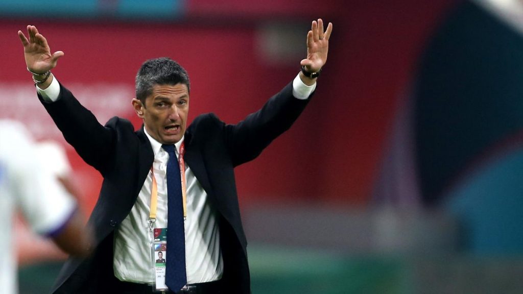 Dumitru Dragomir „îl duce” pe Răzvan Lucescu la Milan. Fostul șef al LPF i-a găsit locul fostului selecționer