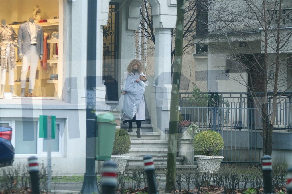 George Copos este îmbrăcat la patru ace