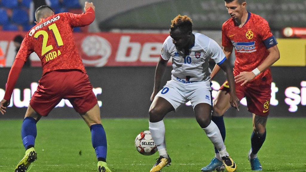 Zlatan Ibrahimovic a sunat în cantonamentul unei formații din Liga 1.