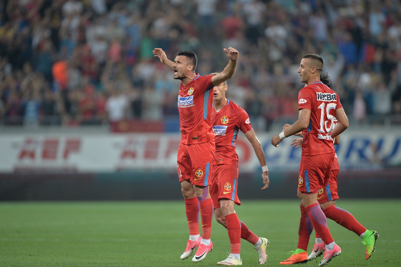 Gigi Becali anunță transferul lui Budescu din vară