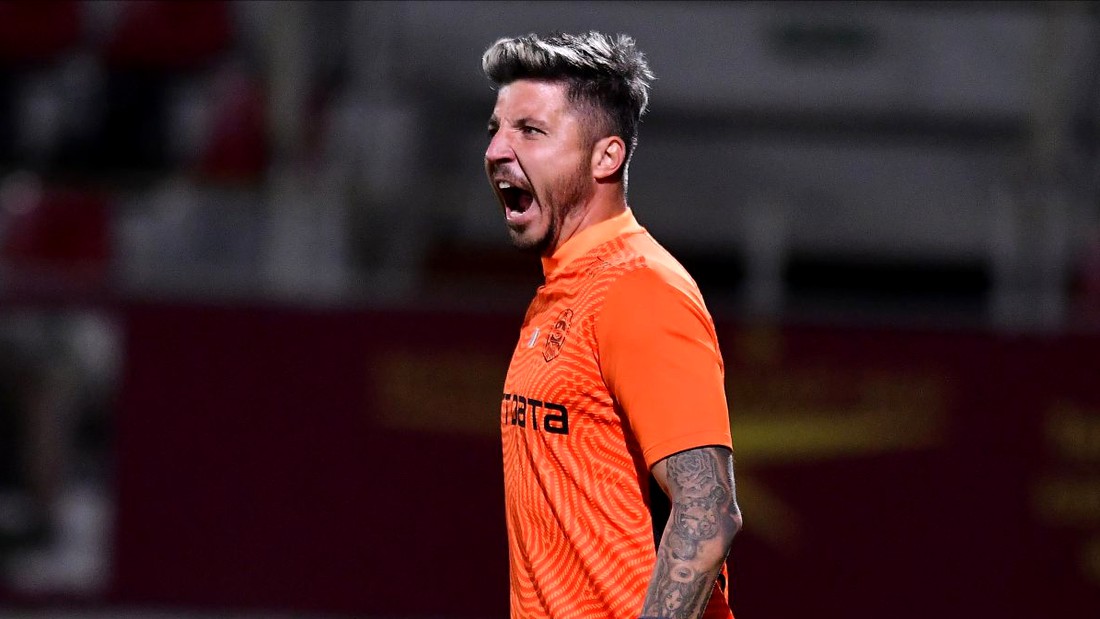 Bălgrădean, tras pe dreapta de Edi Iordănescu