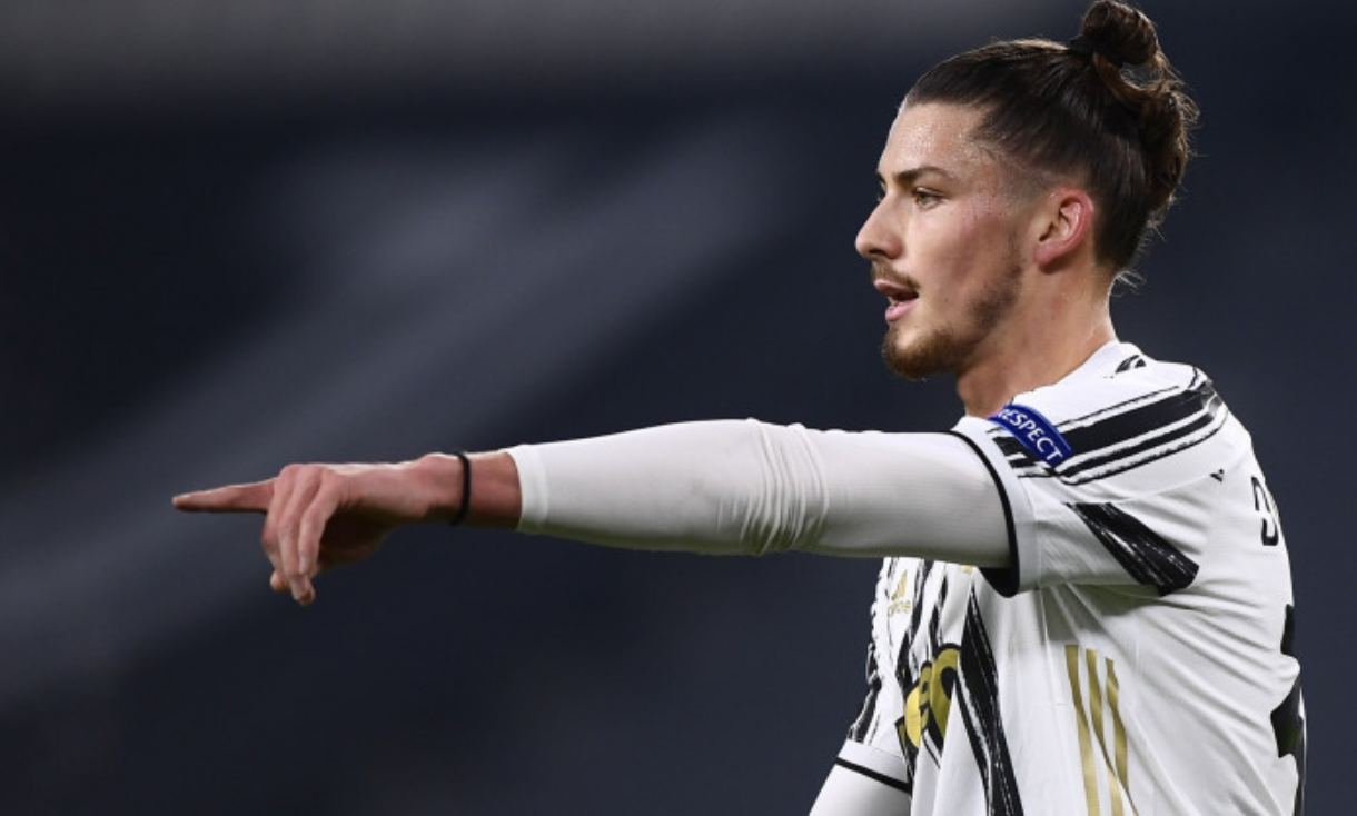 Patru apariții are Drăgușin în echipa mare a lui Juventus