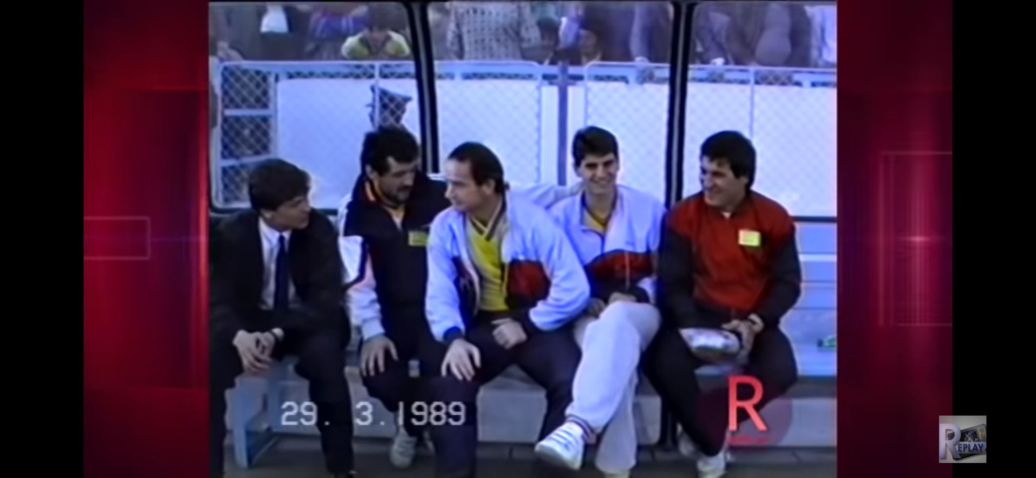 Victor Becali, al cincilea de la stânga la dreapta