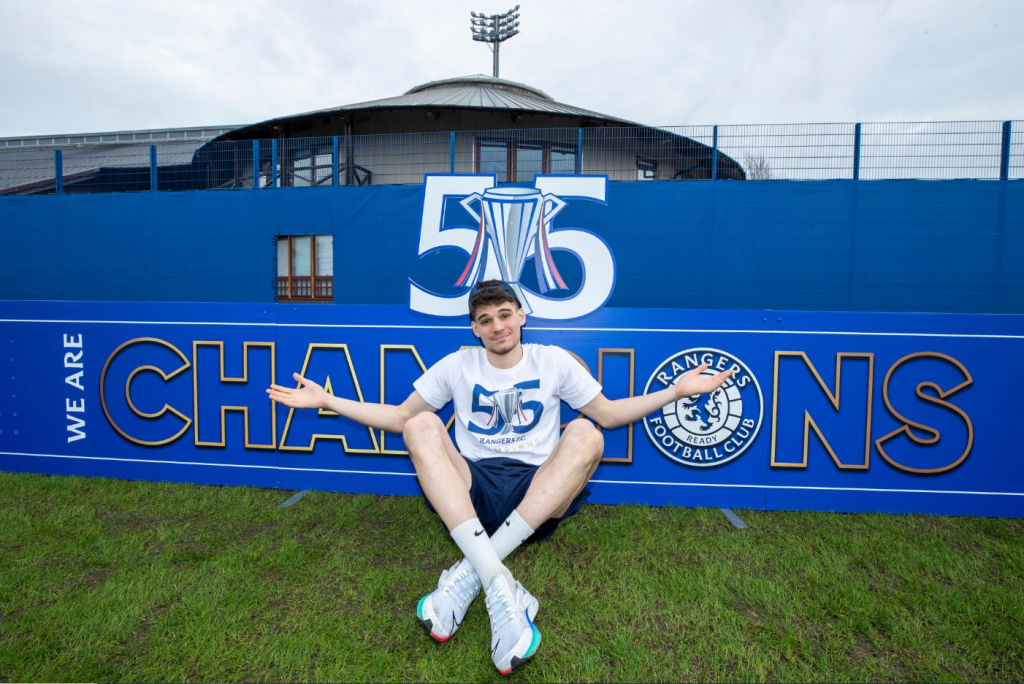 ”Acesta este declick-ul pentru Ianis!”. Ce spune Gică Popescu despre ”explozia” nepotului său