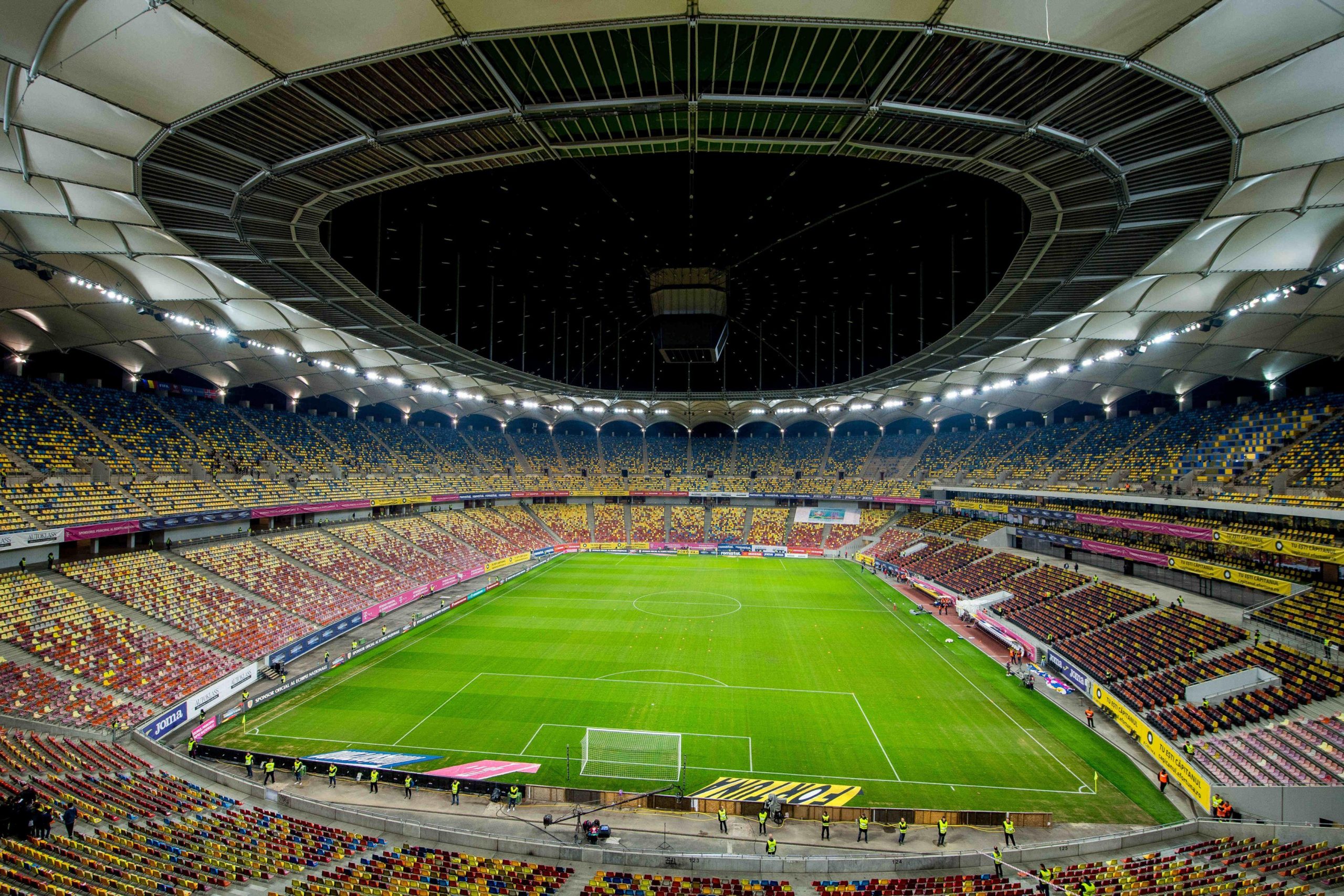 Arena Națională ar urma să primească aproximativ 12.000 de spectatori la Euro