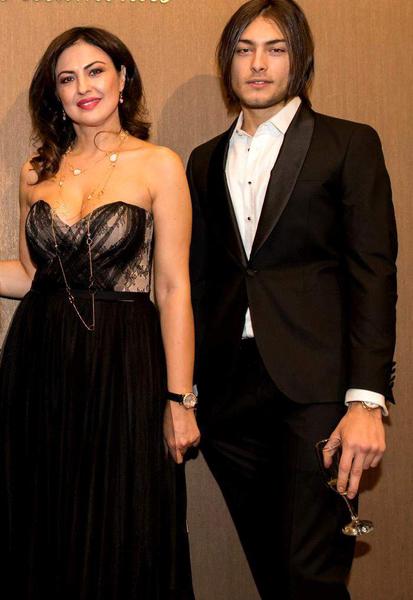 Letiţia, alături de fiul Toto