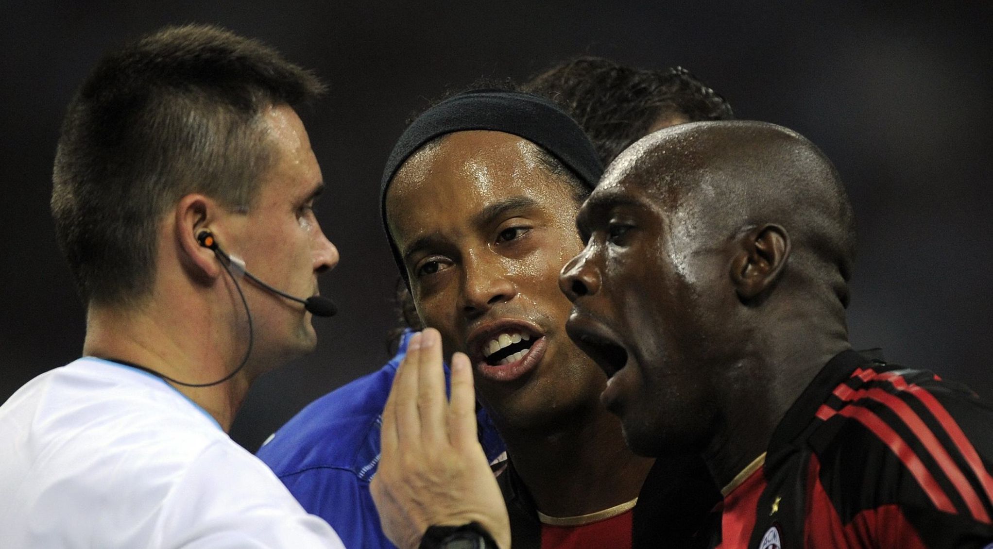 . Suferința din spatele ecusonului. Sânge, lacrimi și frustrare. Interviu deschis cu un mare arbitru. „Ca fotbalist am dat cu capul în gură, ca arbitru am știut să-mi cer scuze. Nu mi-a plăcut să oficiez derby-uri