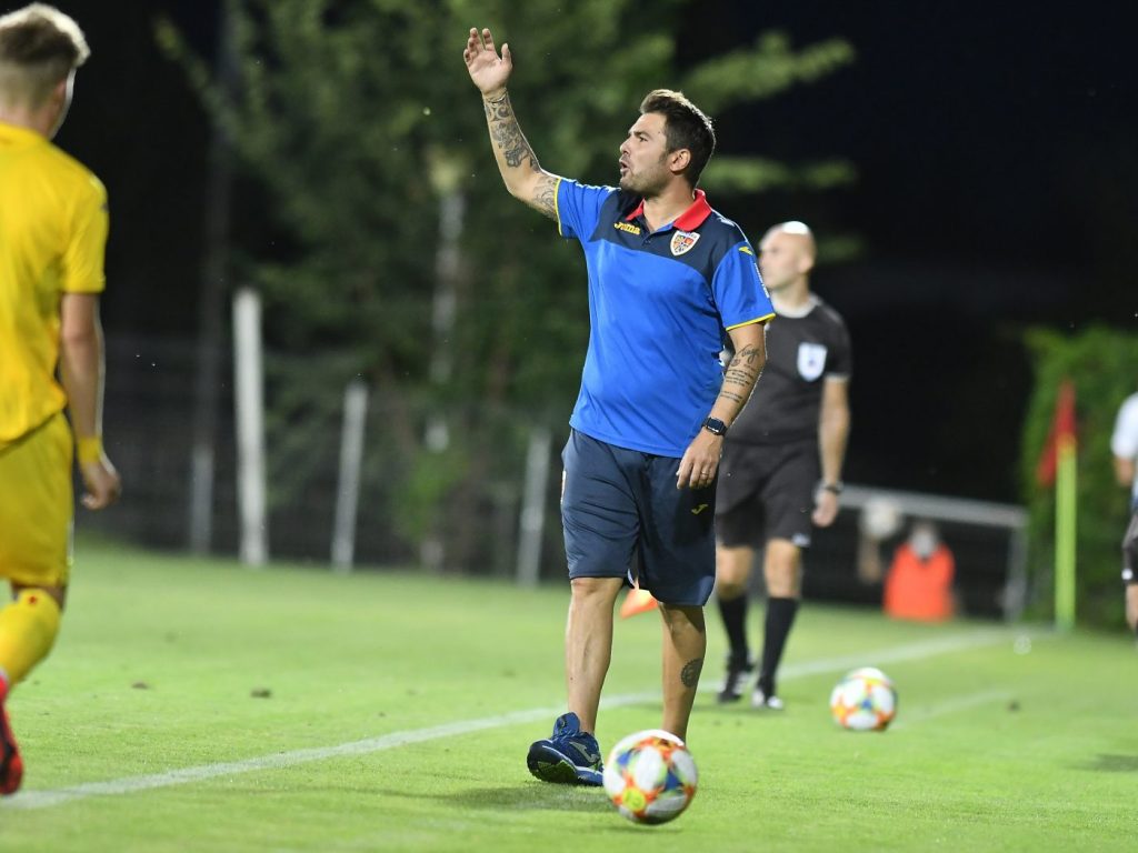 VIDEO | Adrian Mutu și-a luat rămas bun de jucătorii din lotul de tineret. 