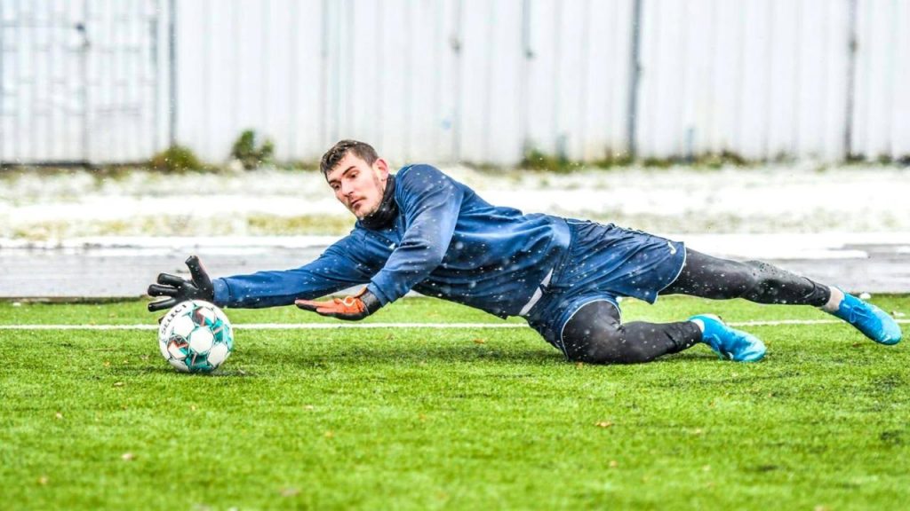 Portarul Laurențiu Brănescu 