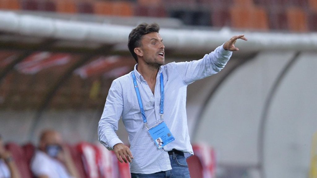 "Enrique Iglesias al Anei Prodan" a dat lovitura carierei! A preluat o formație din Spania și este gata de debut