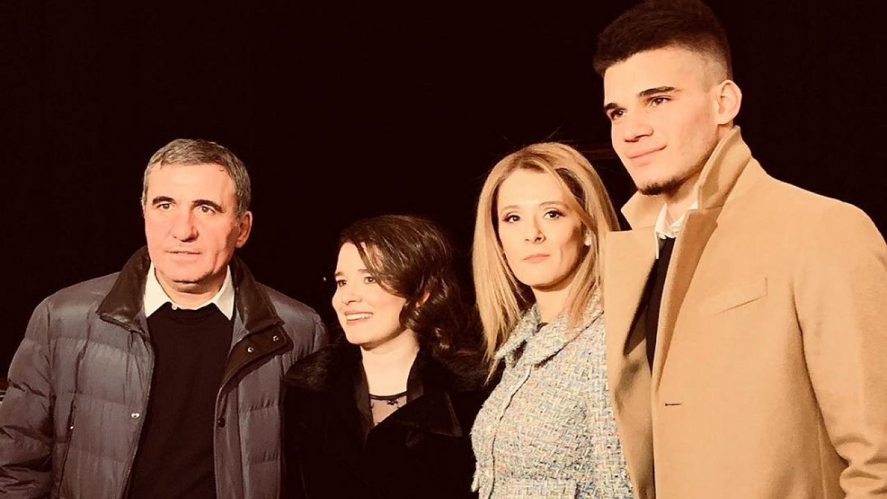 Gică Hagi, soția și cei doi copii