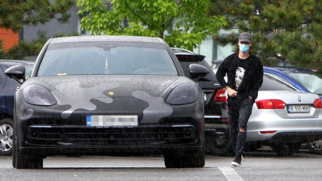 Acesta este bolidul pe care îl conduce Dennis Man