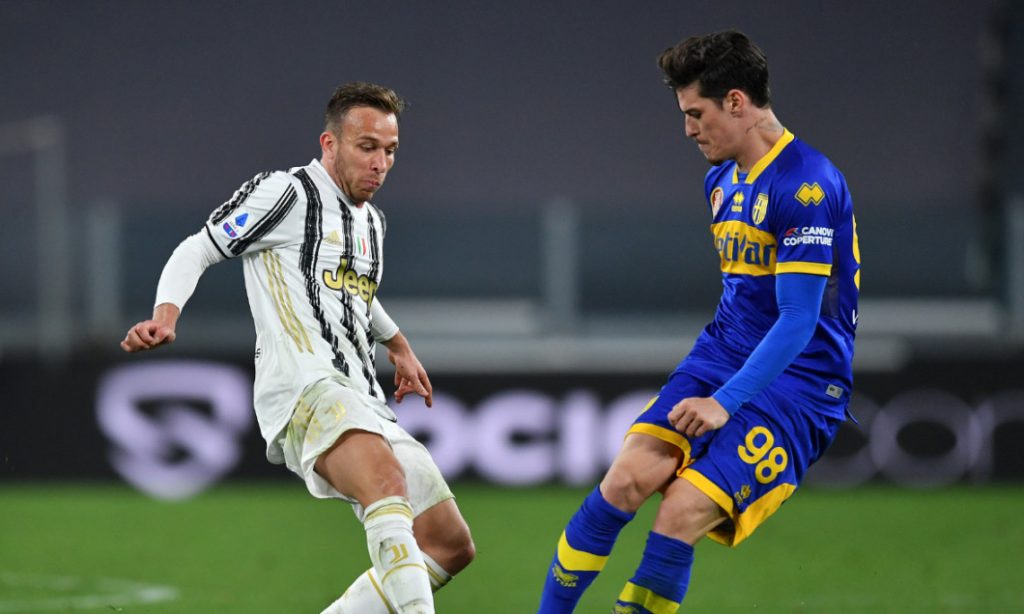 Dennis Man, în meciul Juventus - Parma / Foto: Getty Images
