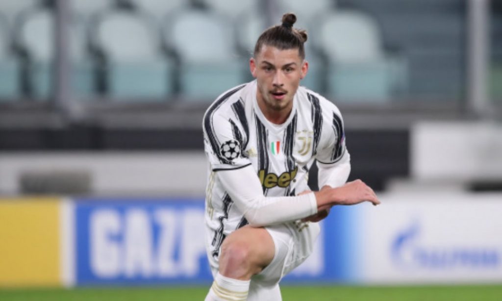 SERIE A Radu Drăgușin, fundașul lui Juventus / Foto : twitter@ Calcio Para Todos