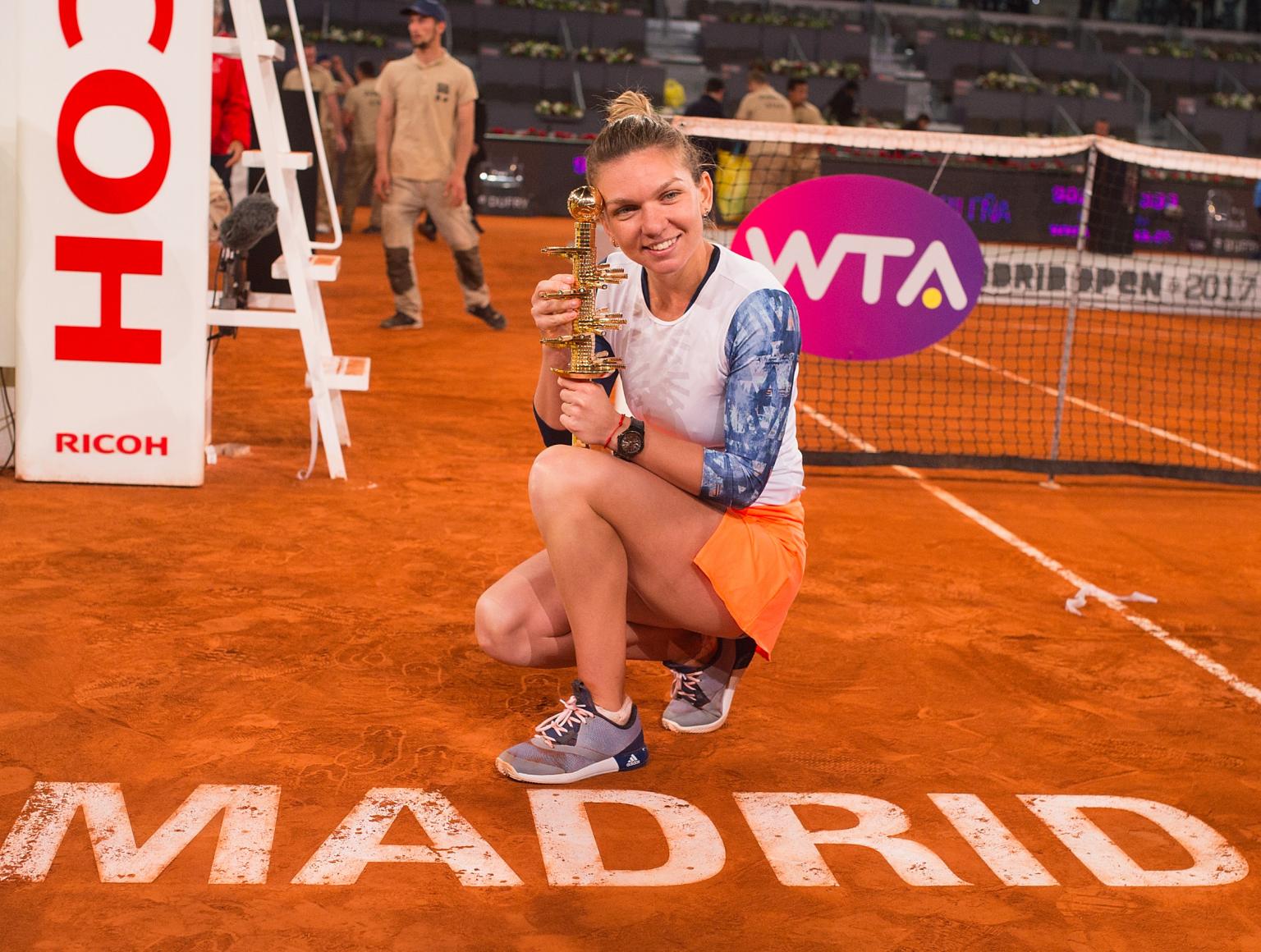 Cu un succes la Madrid, Simona Halep va câștiga un cec de 315.160 de euro. Ion Țiriac a redus drastic câștigurile