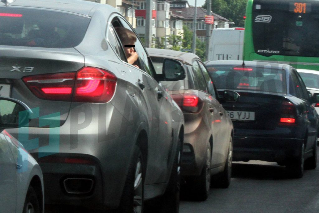 Puștiul lui Ciprian Marica, într-o ipostază incredibilă pe străzile din București! Cum a fost surprins în mașina mamei, Ioana Marcu