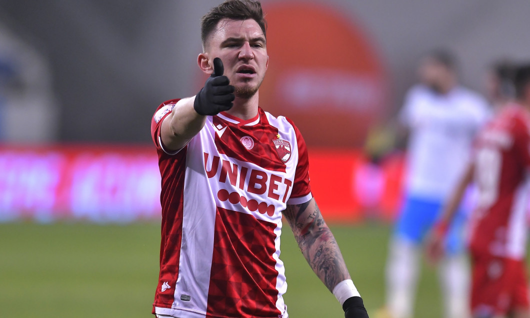 Mihai Stoica stă cu ochii pe un jucător de la Dinamo! Ce șanse sunt ca transferul să se realizeze