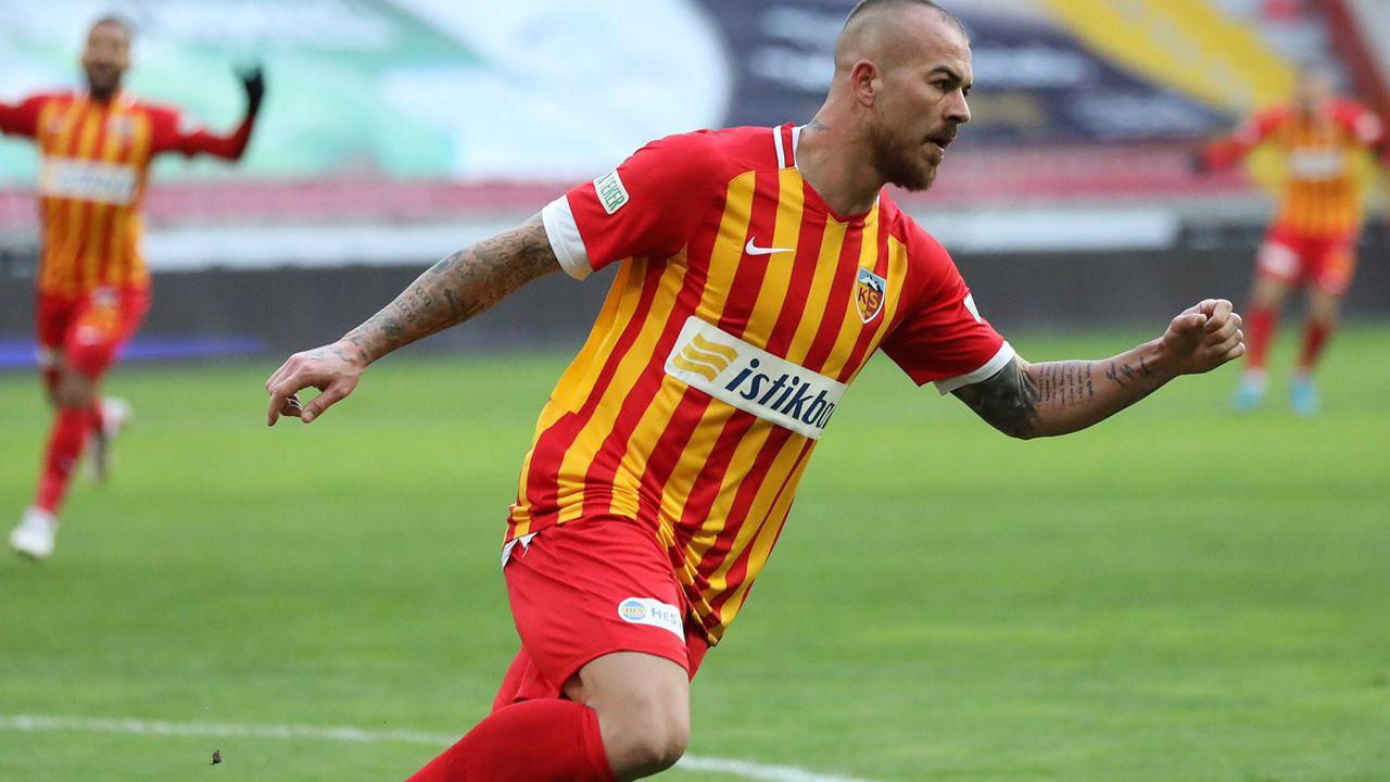 Ofertă de milioane pentru Marius Șumudică! Adevăratul motiv pentru care nu a mai ajuns pe banca FCSB-ului