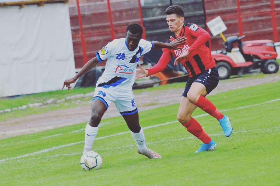 Suferință și disperare pentru un jucător din Liga 2. A fugit de la clubul care nu-l plătea. “Am slăbit fiindcă nu aveam ce mânca”