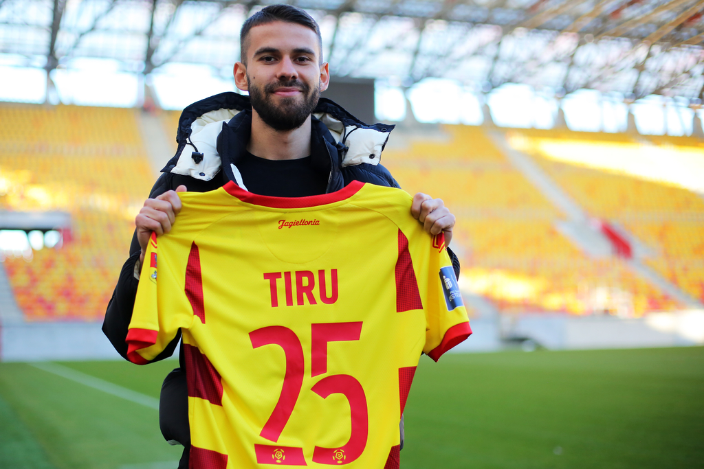 Bogdan Țîru vine la FCSB