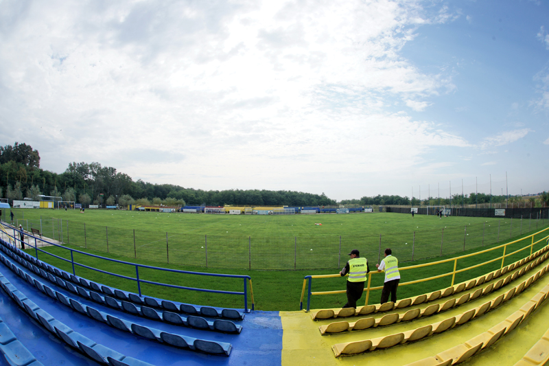 Arena din Afumați, pregătită să găzduiască meciul decisiv cu CSA Steaua FOTO: Facebook @csafumati