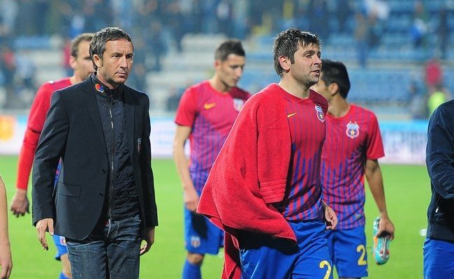 Mihai Stoica il ia peste picior pe Raul Rusescu