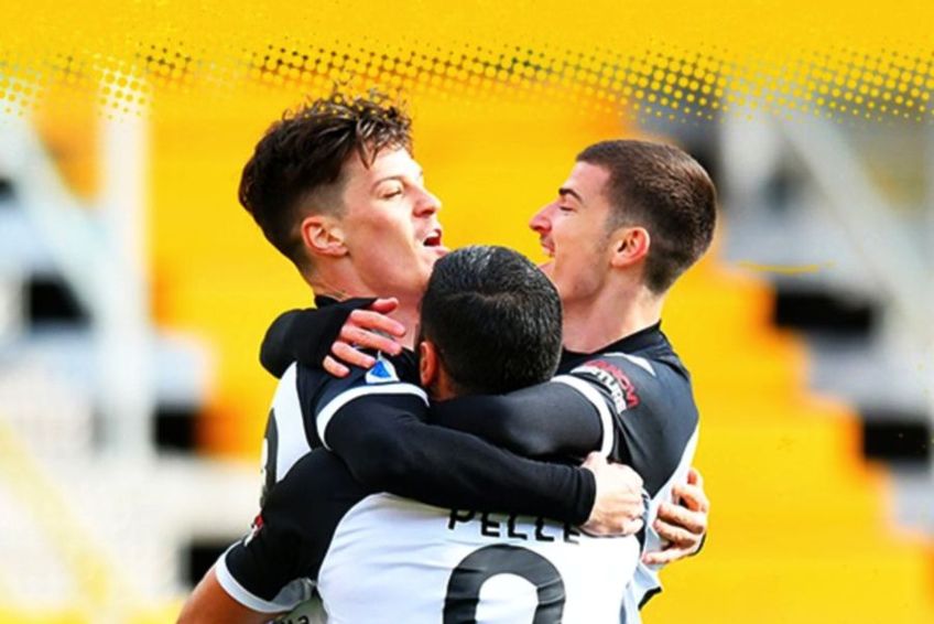 Valentin Mihăilă Dennis Man Parma