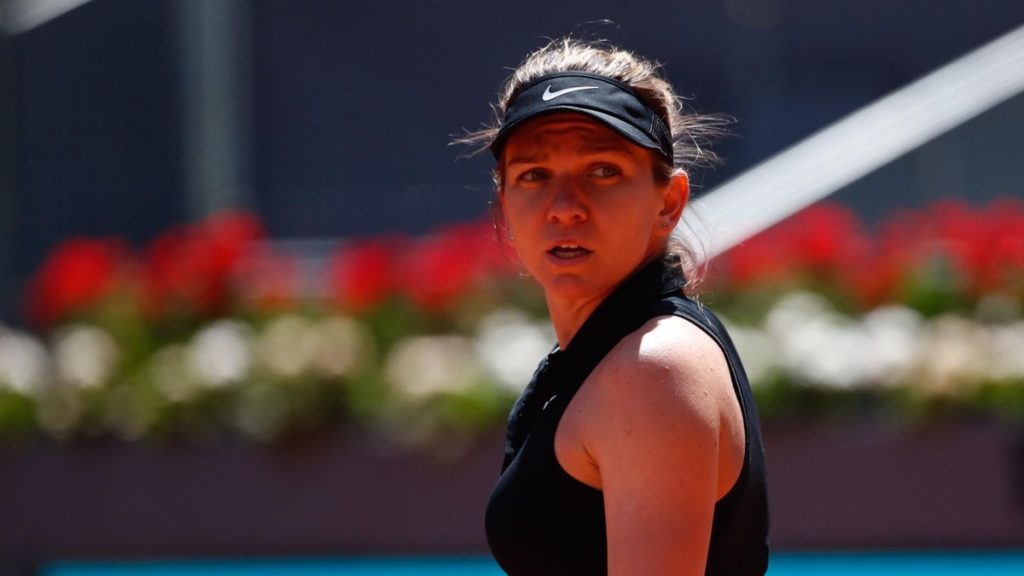 Simona Halep a revenit la antrenamente, după aproape o lună
