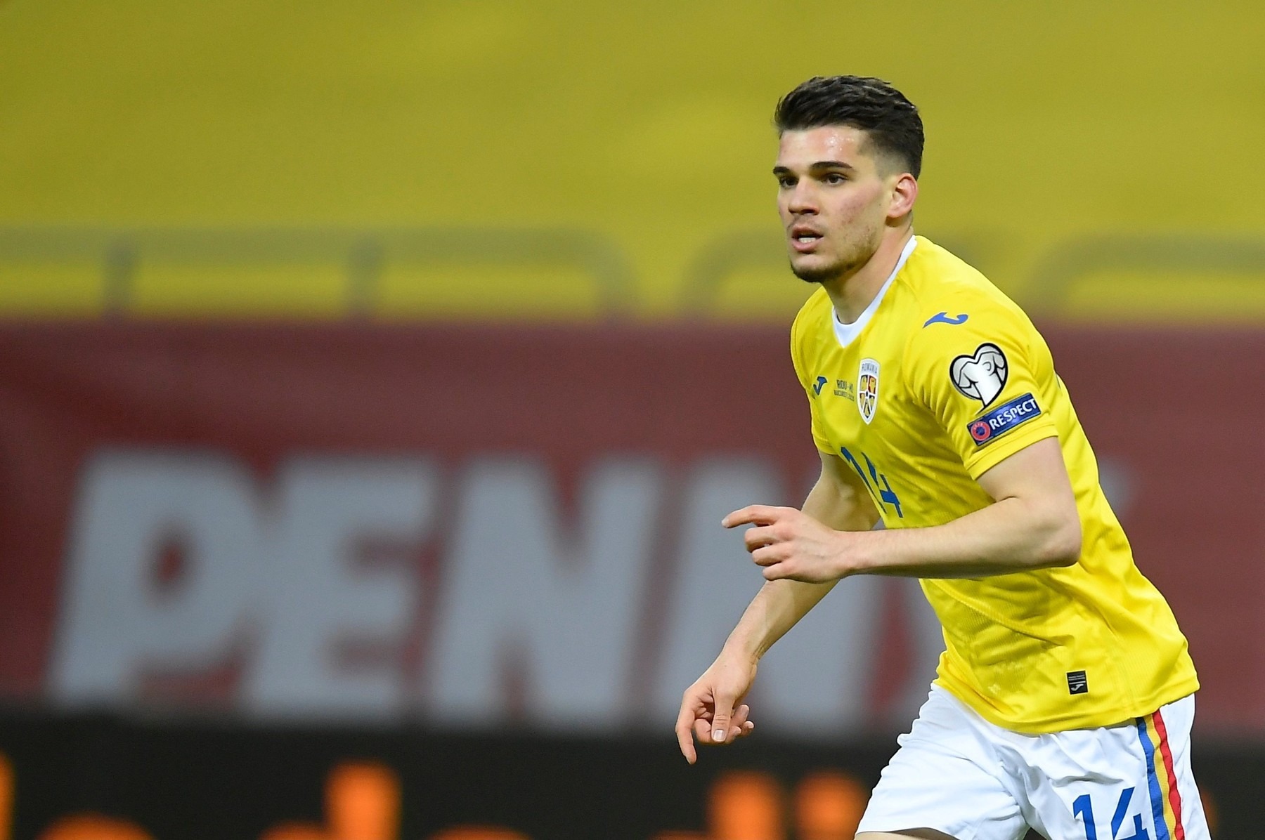 Ianis Hagi a trimis în bara transversală din lovitură liberă