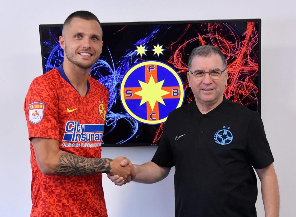 Lukasz Gikiewicz în ziua în care a semnat cu FCSB