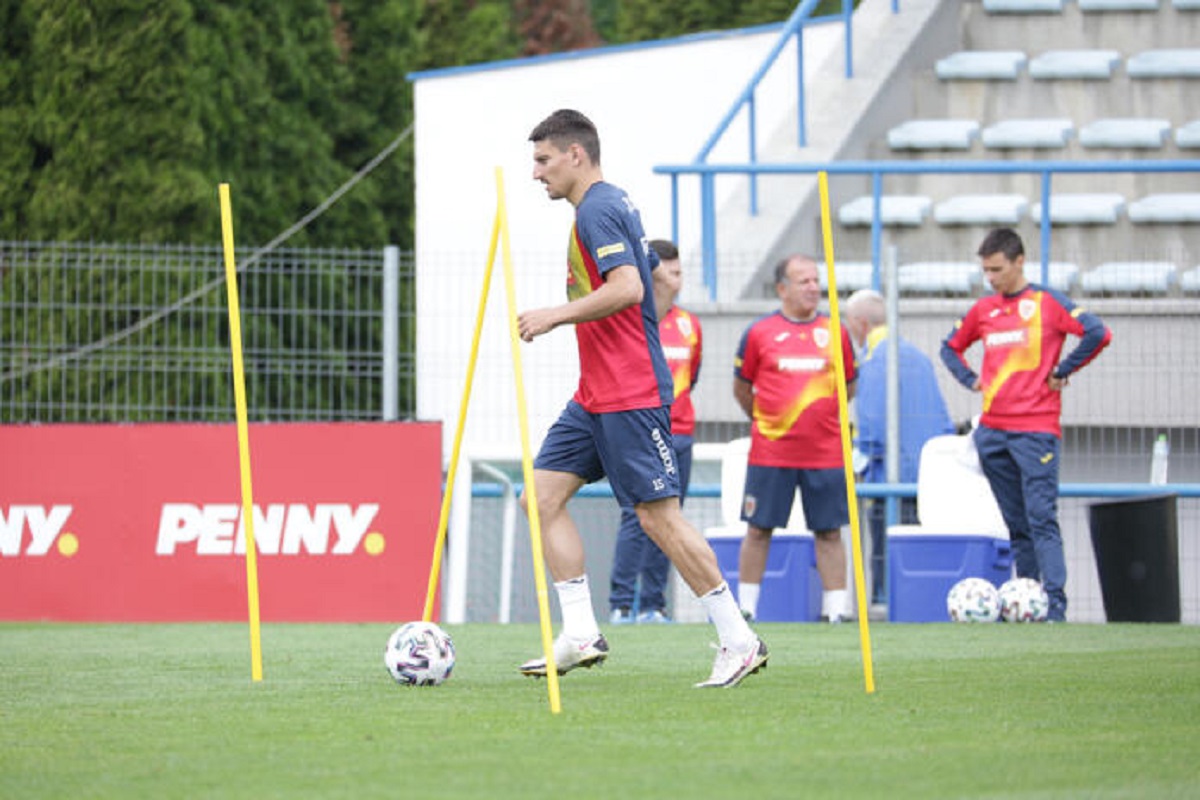 Rădoi nu se va putea baza pe fundașul FCSB-ului la meciul cu Anglia