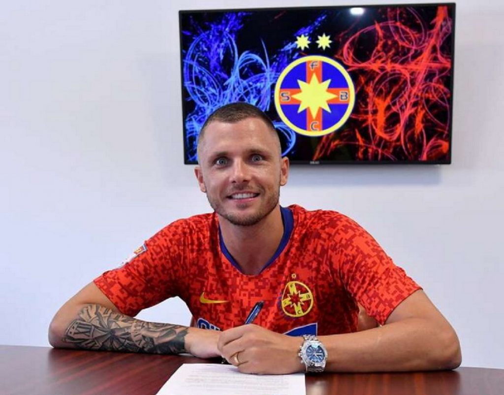 Lukasz Gikiewicz a sosit gratis la FCSB in iulie 2019, semnand un contract pe un an de zile