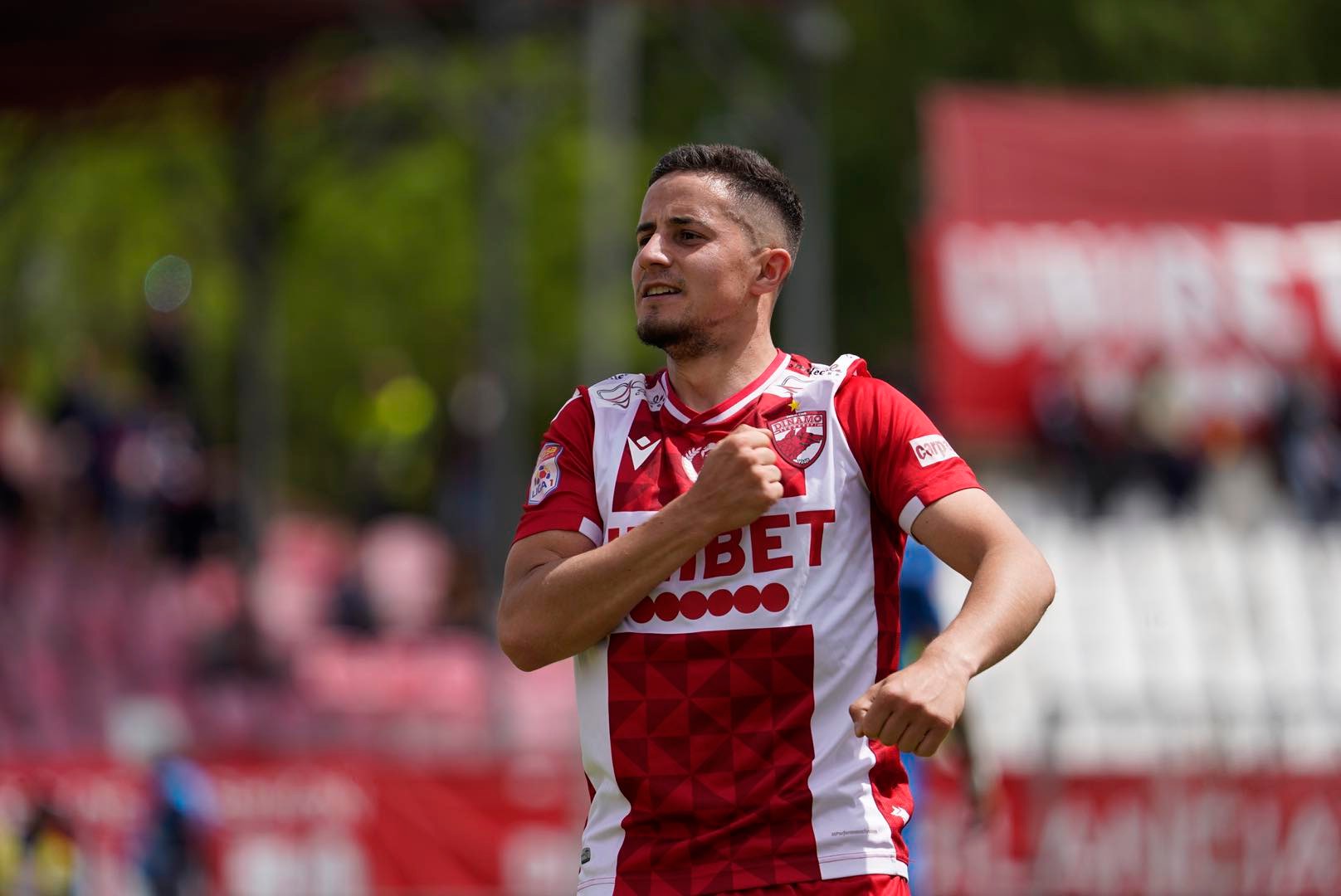 Ivanov dublează avantajul „câinilor”