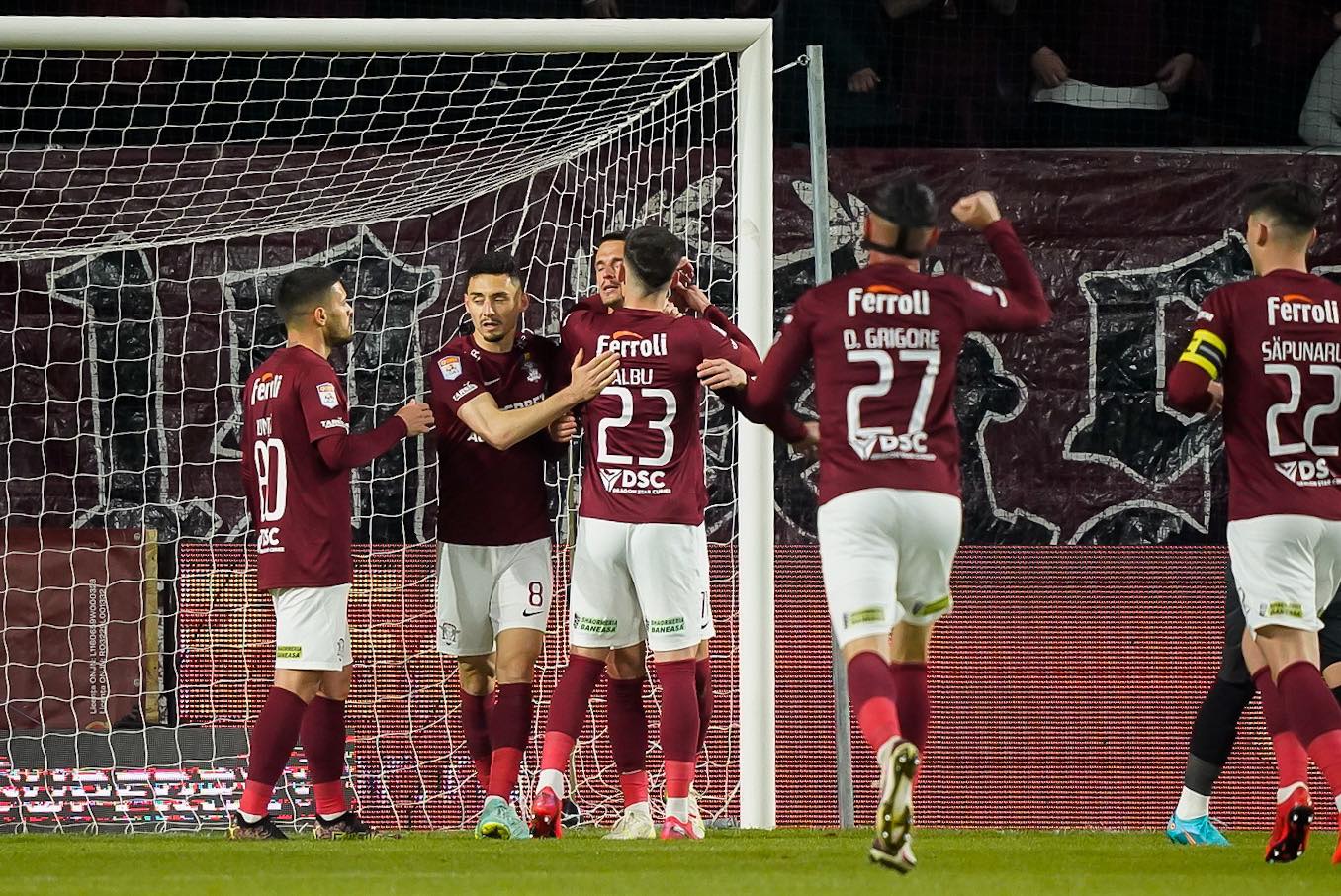 Rareș Ilie înscrie și duce scorul la 2-0 în favoarea Rapidului