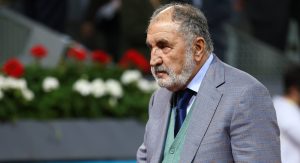 Șapca misterioasă etalată de Ion Țiriac la turneul de la Madrid. Miliardarul român, lecție de patriotism