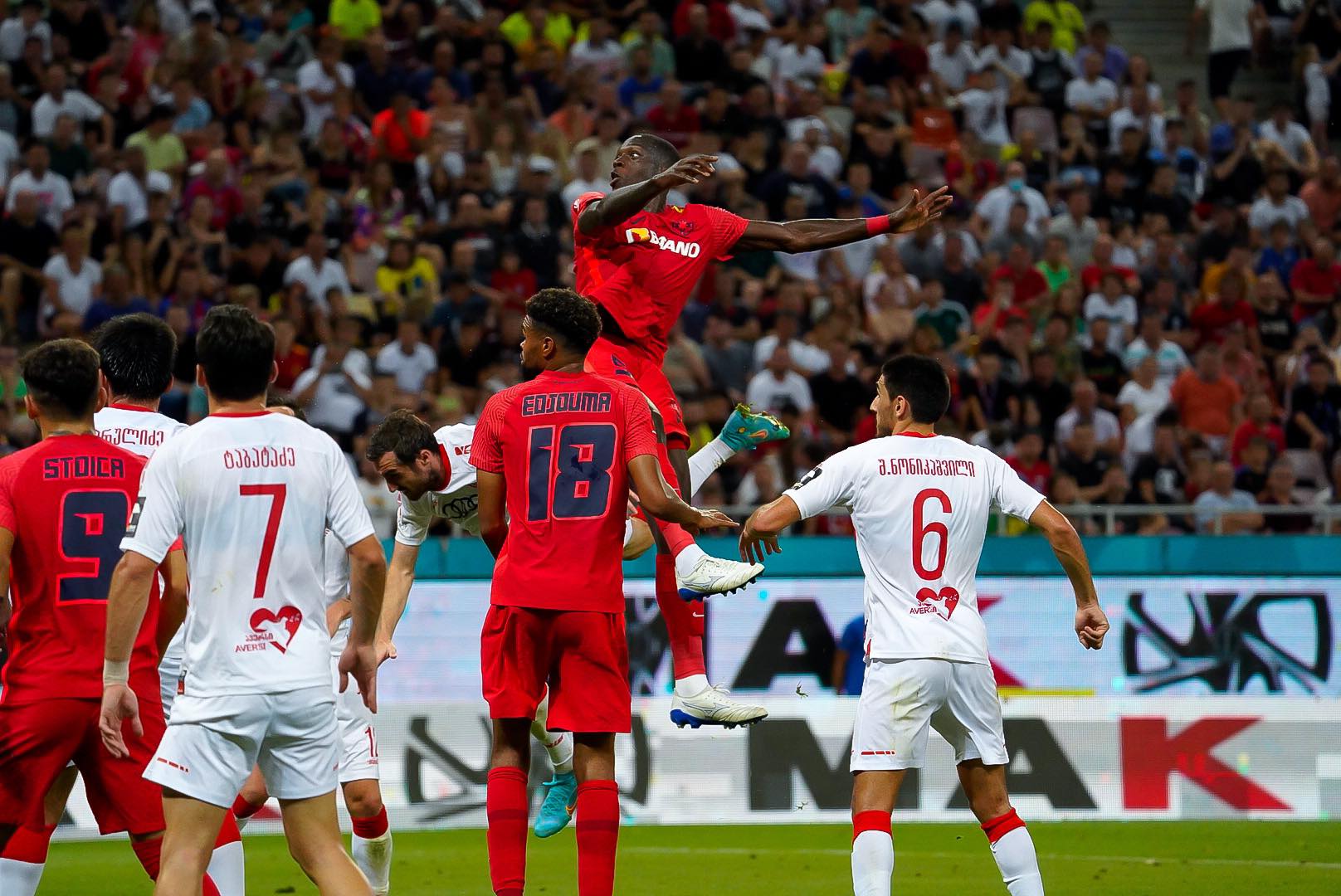 Joyskim Dawa a plutit în aer și a marcat superb cu capul în fața lui Saburtalo