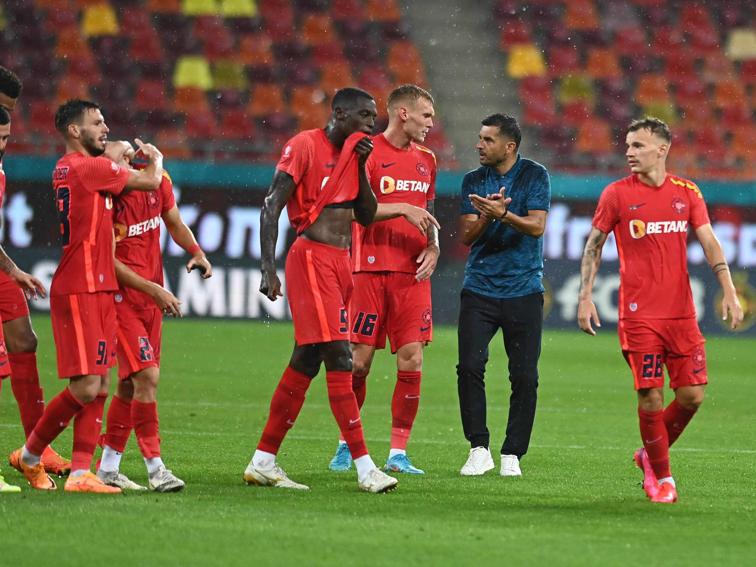 Dică a lăsat echipa în afara locurilor de play-off după 16 etape jucate